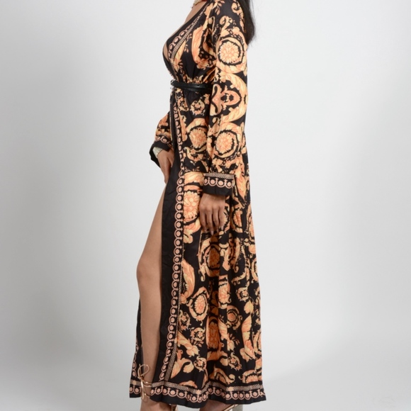 Black and Gold Maxi Dress - Picture 6 of 6
